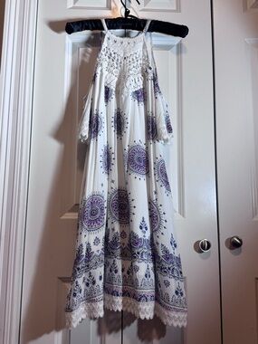 Listicle Boho Cold Shoulder Dress Medium Paisley Lace Trim Pockets